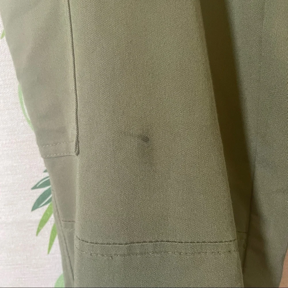 Size 12 Kids Olive Green Joggers A1